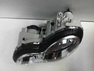 Recambio de faro izquierdo para mercedes-benz clase c (w203) berlina 2000-2007 referencia OEM IAM 2038200161 10113131014 ME02849