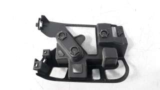 Recambio de molduras traseras para peugeot 5008 2017- 1.5 blue-hdi fap referencia OEM IAM 9814616380  