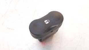 Recambio de interruptor para dacia sandero 2008-2013 referencia OEM IAM 8200870250D  