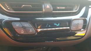 Recambio de mando climatizador para toyota c-hr 2016- referencia OEM IAM 55900F4410 A3C0111850001  2