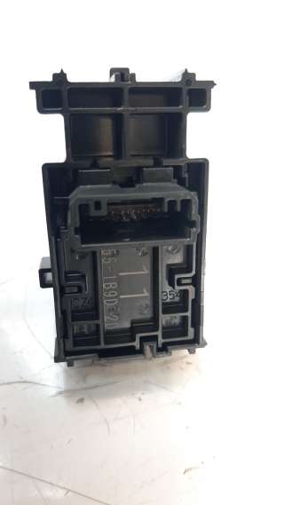 Recambio de mando elevalunas delantero derecho para toyota c-hr 2016- referencia OEM IAM 84810F4030 193170CZD 
