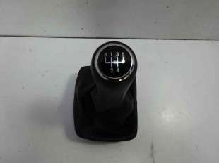 Recambio de pomo palanca cambio para volkswagen polo (9n1) 2001-2005 referencia OEM IAM POMOPOLO POM40108 