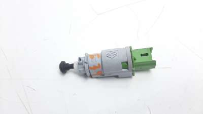 Recambio de interruptor para renault captur 2013- 1.5 dci diesel fap energy referencia OEM IAM 8200276360D  