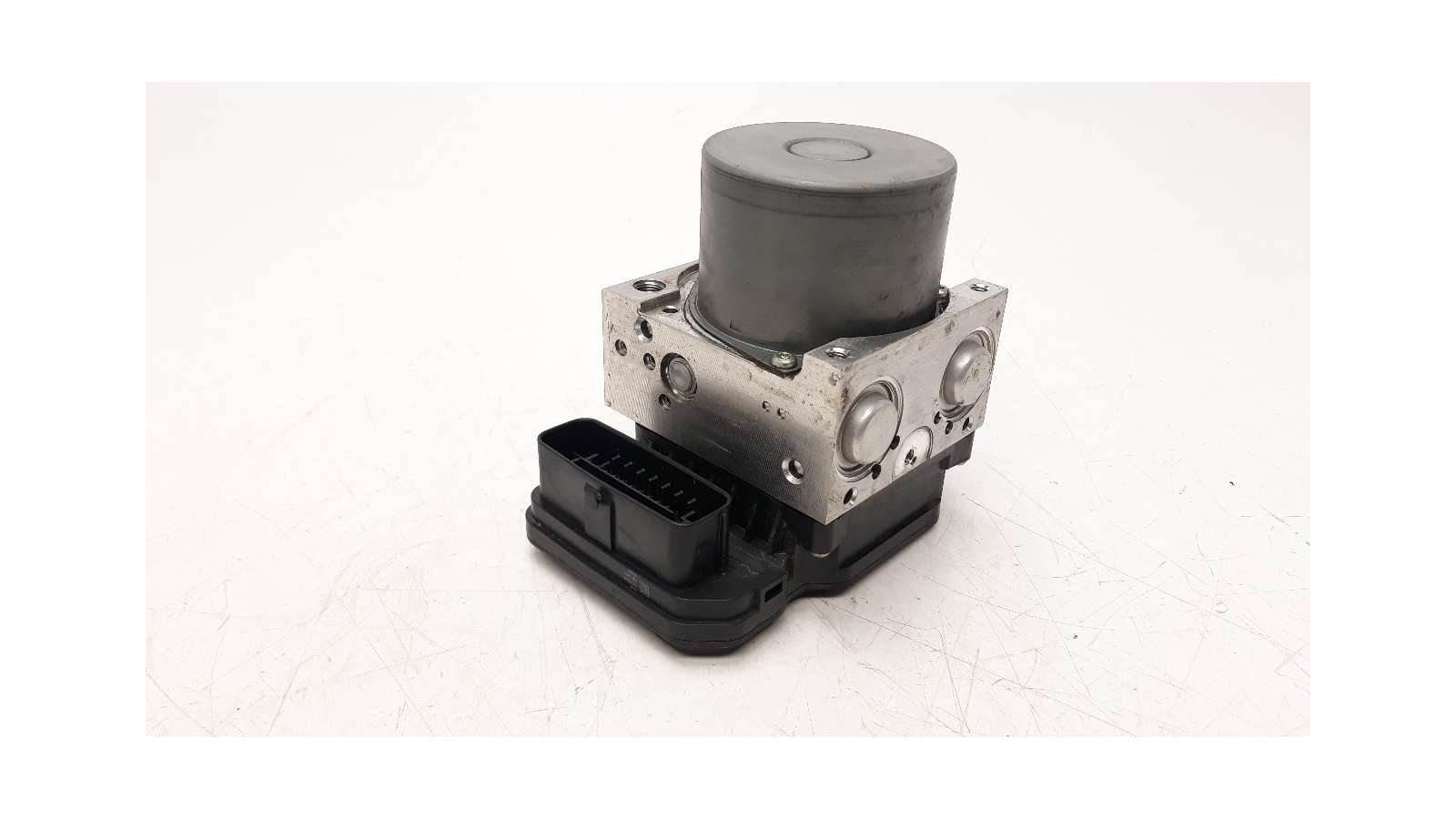Recambio de abs para toyota rav 4 2012-2019 2.0 d-4d cat referencia OEM IAM 4454042411 8954142751  Recambio de abs para toyota rav 4 2012-2019 2.0 d-4d cat referencia OEM IAM 4454042411 8954142751