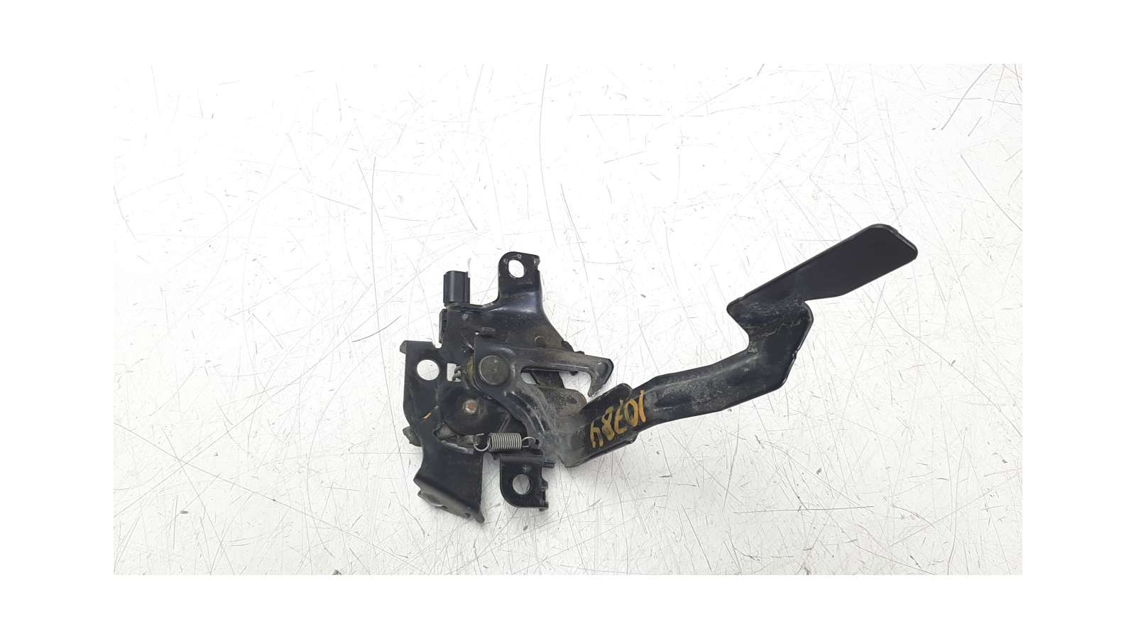 Recambio de cerradura capo para toyota rav 4 2012-2019 2.0 d-4d cat referencia OEM IAM 5351042110   Recambio de cerradura capo para toyota rav 4 2012-2019 2.0 d-4d cat referencia OEM IAM 5351042110
