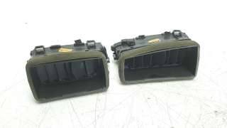 Recambio de rejilla aireadora para hyundai i20 2014- 1.2 16v cat referencia OEM IAM 84740C8050  
