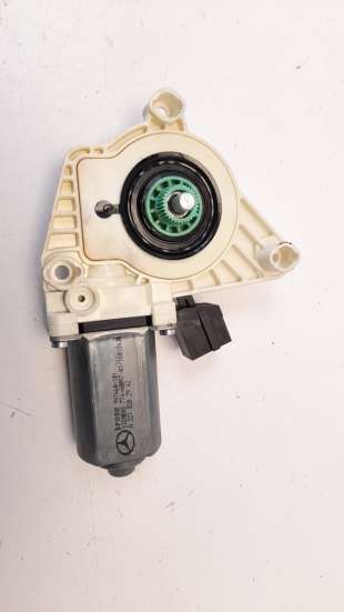 Recambio de motor elevalunas trasero izquierdo para mercedes-benz clase s (w221) berlina 2005-2013 4.0 cdi referencia OEM IAM A2