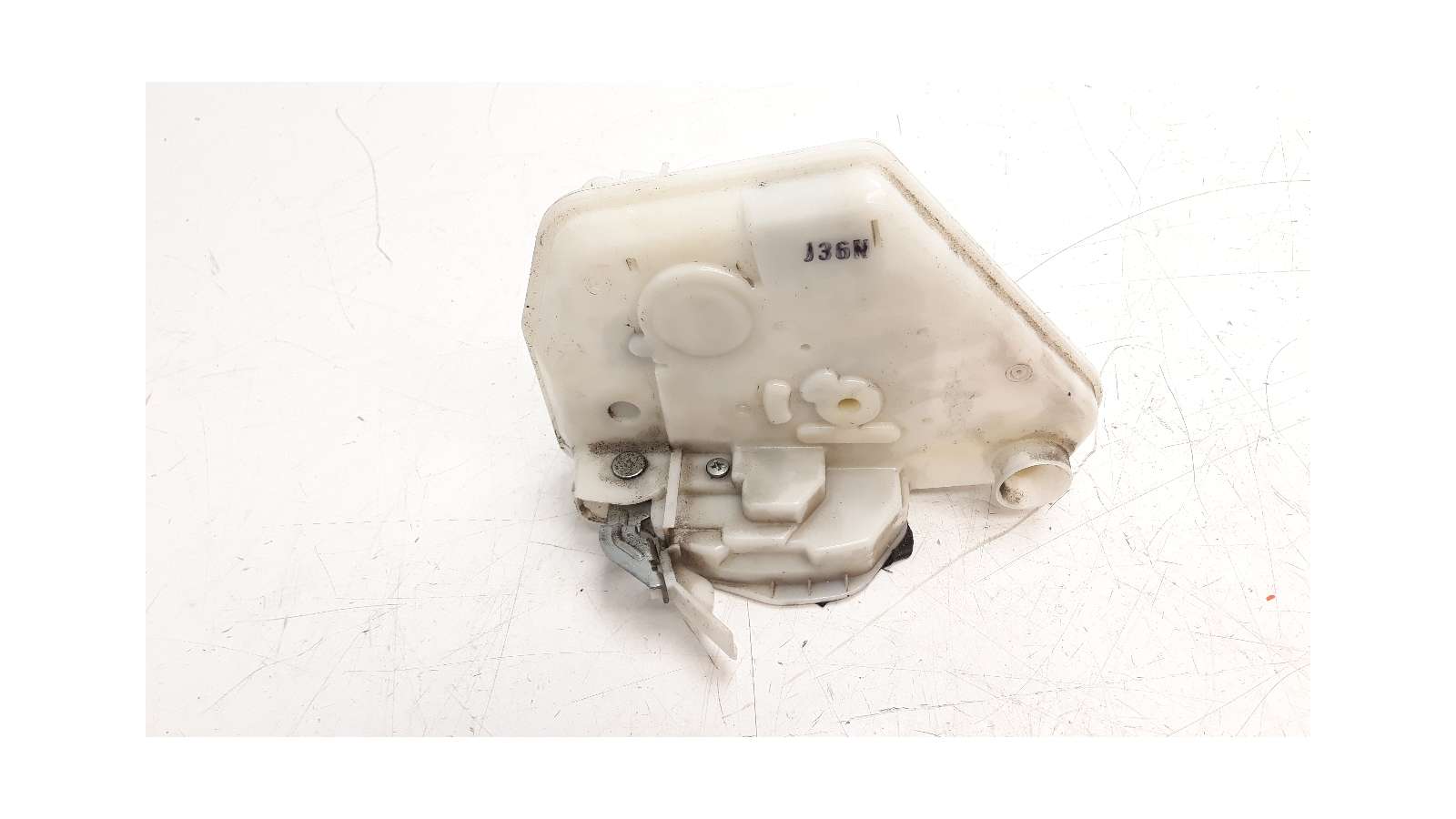 Recambio de cerradura puerta delantera izquierda para mazda 3 lim. () 2013- 2.2 turbodiesel cat referencia OEM IAM BJE359310A   Recambio de cerradura puerta delantera izquierda para mazda 3 lim. () 2013- 2.2 turbodiesel cat referencia OEM IAM BJE359310A