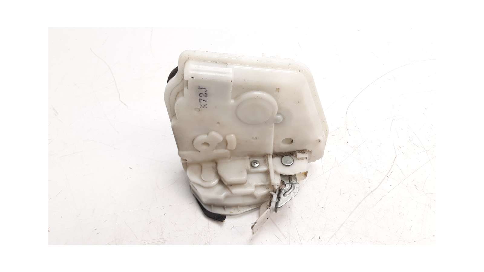 Recambio de cerradura puerta trasera derecha para mazda 3 lim. () 2013- 2.2 turbodiesel cat referencia OEM IAM BHS272310B   Recambio de cerradura puerta trasera derecha para mazda 3 lim. () 2013- 2.2 turbodiesel cat referencia OEM IAM BHS272310B