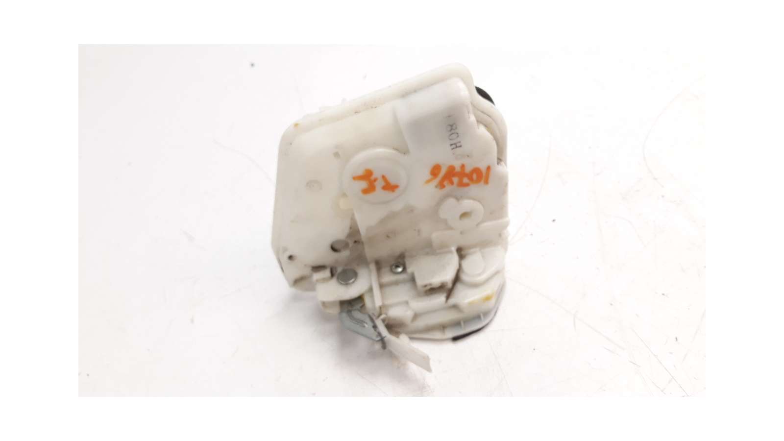 Recambio de cerradura puerta trasera izquierda para mazda 3 lim. () 2013- 2.2 turbodiesel cat referencia OEM IAM BHN973310B   Recambio de cerradura puerta trasera izquierda para mazda 3 lim. () 2013- 2.2 turbodiesel cat referencia OEM IAM BHN973310B