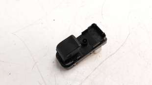 Recambio de mando elevalunas trasero derecho para mazda 3 lim. () 2013- 2.2 turbodiesel cat referencia OEM IAM KD3566370  
