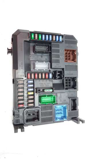 Recambio de caja reles / fusibles para citroën c4 cactus 2014- 1.2 12v e-thp / puretech referencia OEM IAM 9807531680 E11111751 