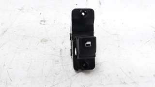 Recambio de mando elevalunas delantero derecho para kia rio (yb) 2016- 1.2 cat referencia OEM IAM 935751W010  