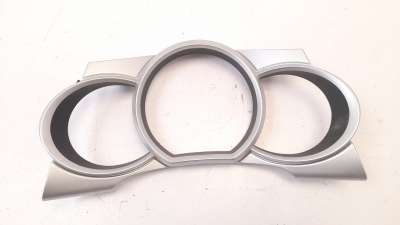 Recambio de moldura para citroën c3 2009-2017 1.4 hdi referencia OEM IAM 9684289477  
