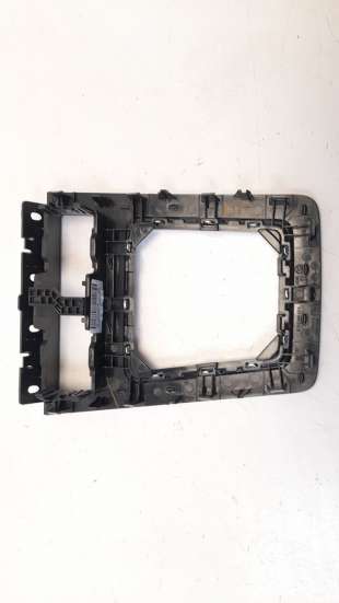 Recambio de moldura para skoda octavia lim. (5e3) 2013-2018 ambition referencia OEM IAM 5E1863212A   2