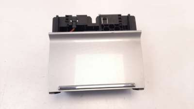 Recambio de cenicero para skoda octavia lim. (5e3) 2013-2018 ambition referencia OEM IAM 5E1863077B  