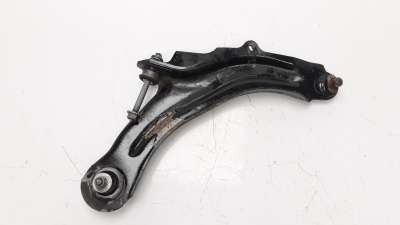 Recambio de brazo suspension inferior delantero derecho para renault captur 2013- 0.9 energy referencia OEM IAM 545045743R  