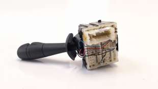 Recambio de mando limpia para renault captur 2013- 0.9 energy referencia OEM IAM 8201168016   2
