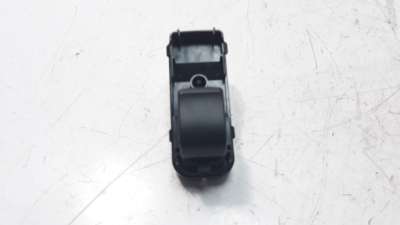 Recambio de mando elevalunas delantero derecho para mazda 2 lim. () 2014- 1.5 16v cat referencia OEM IAM D09H66370  