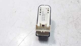 Recambio de mando elevalunas delantero derecho para mazda 2 lim. () 2014- 1.5 16v cat referencia OEM IAM D09H66370  