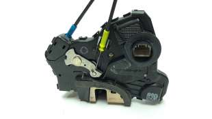 Recambio de cerradura puerta delantera derecha para toyota avensis berlina (t25) 2003-2009 1.8 16v cat referencia OEM IAM 690300