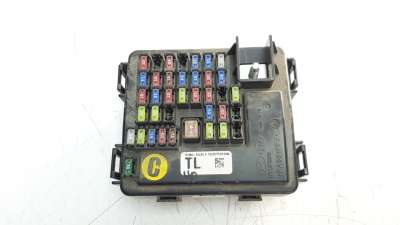 Recambio de caja reles / fusibles para hyundai tucson 2015- 1.6 cat referencia OEM IAM 91950D3230A  