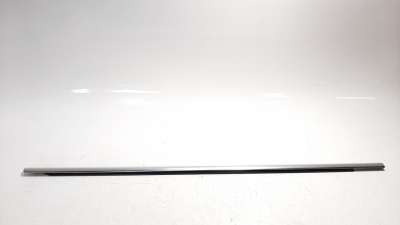 Recambio de moldura para volkswagen passat lim. (362) 2010-2014 2.0 tdi referencia OEM IAM 3AA937475A  