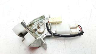 Recambio de cerradura maletero / porton para suzuki vitara 2015- 1.6 ddis turbodiesel cat referencia OEM IAM 8251054P11000  