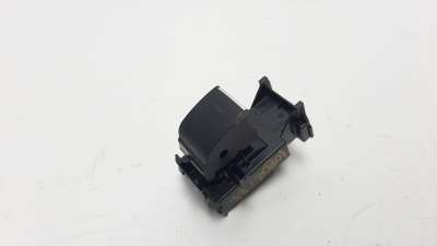 Recambio de mando elevalunas delantero derecho para toyota corolla (e21) 2019- referencia OEM IAM 8481002240  