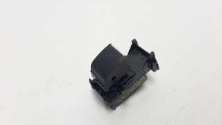 Recambio de mando elevalunas delantero derecho para toyota corolla (e21) 2019- referencia OEM IAM 8481002240  