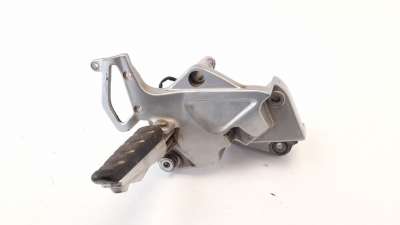 Recambio de estribo lateral para bmw f 800 s/st 2006-2013 referencia OEM IAM 46717684320  