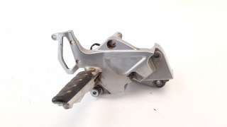 Recambio de estribo lateral para bmw f 800 s/st 2006-2013 referencia OEM IAM 46717684320  