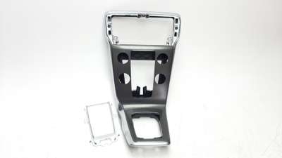 Recambio de moldura para volvo v40 2012- momentum referencia OEM IAM   