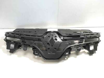 Recambio de rejilla delantera para renault clio iv 2012- referencia OEM IAM 622562397R 107199605 RN3292001