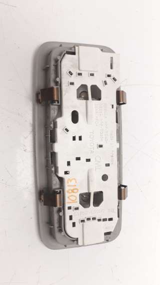 Recambio de luz interior para toyota verso 2009-2018 1.6 16v cat referencia OEM IAM 8125005030  