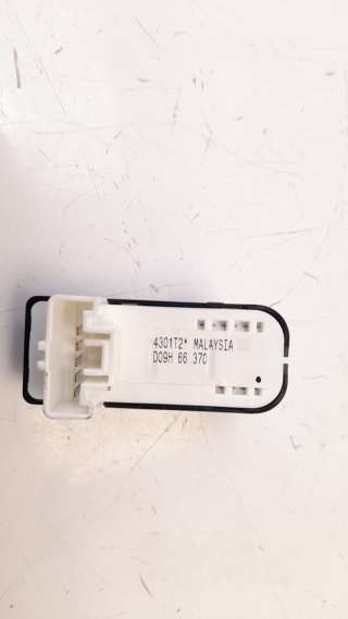 Recambio de mando elevalunas delantero derecho para mazda 2 lim. () 2014- 1.5 16v cat referencia OEM IAM D09H66370  