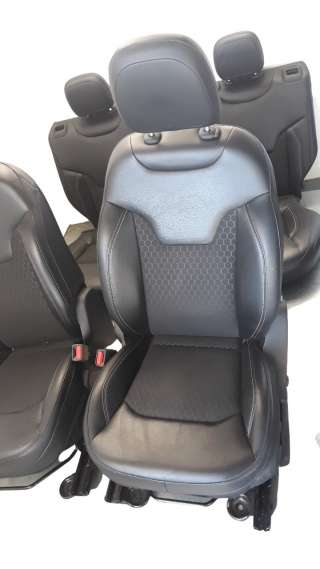 Recambio de juego asientos completo para jeep compass ii 2017- 2.0 m-jet cat referencia OEM IAM 6GA83LT5AE  
