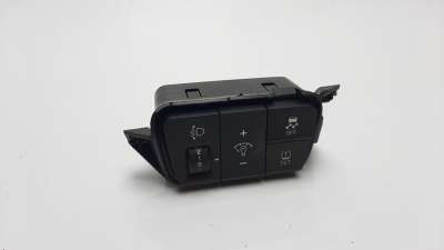 Recambio de interruptor para kia rio (yb) 2016- drive referencia OEM IAM 84757H8000  