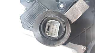 Recambio de cerradura puerta delantera izquierda para lexus nx 2014- 2.5 16v cat (híbrido) referencia OEM IAM 6904078010  