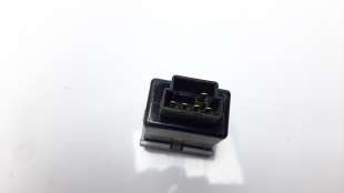 Recambio de interruptor para ssangyong rodius 2005- 2.0 td cat referencia OEM IAM 8136021010   2