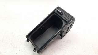 Recambio de moldura para hyundai i40 2012- 1.7 crdi cat referencia OEM IAM 846703Z000  