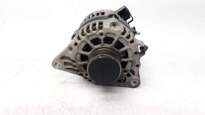 Recambio de alternador para hyundai i40 2012- 1.7 crdi cat referencia OEM IAM 373002A900 8400290 