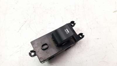 Recambio de mando elevalunas trasero izquierdo para hyundai i40 2012- 1.7 crdi cat referencia OEM IAM 935803Z000 IAF970087KH 