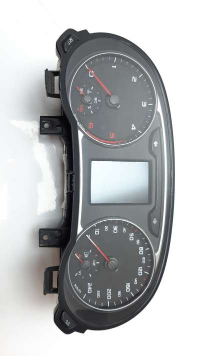 Recambio de cuadro instrumentos para audi a1 (8xk) 2014-2018 adrenalin referencia OEM IAM 8XA920930F A2C53321556 