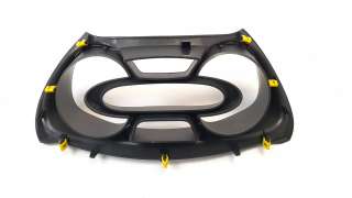 Recambio de moldura para renault captur 2013- 0.9 energy referencia OEM IAM 682507178R  