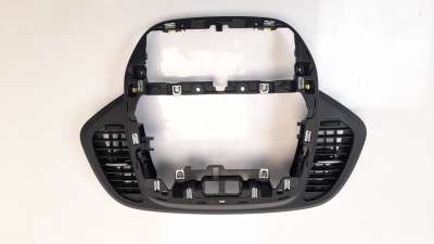 Recambio de rejilla aireadora para renault captur 2013- 0.9 energy referencia OEM IAM 682602532R  