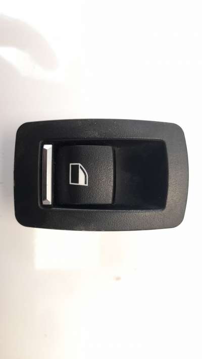 Recambio de mando elevalunas trasero derecho para bmw serie 3 lim. (f30) 2015-2018 referencia OEM IAM 936193601  