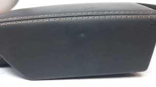 Recambio de apoyabrazos central para opel insignia country tourer 2013-2017 2.0 16v cdti referencia OEM IAM 23105140  