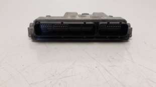 Recambio de centralita motor uce para peugeot 108 top 2014- 1.0 vti referencia OEM IAM 896610H731 0261S1020H 