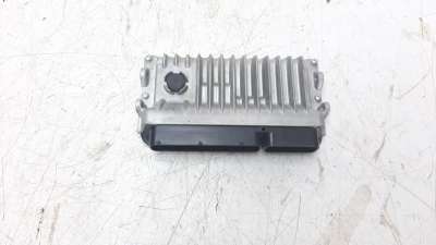 Recambio de centralita motor uce para toyota rav 4 2012-2019 referencia OEM IAM 8966142K80 2756008041 